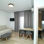 Naias Apartahotel Chaniotis