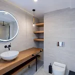 Naias Apartahotel Chaniotis