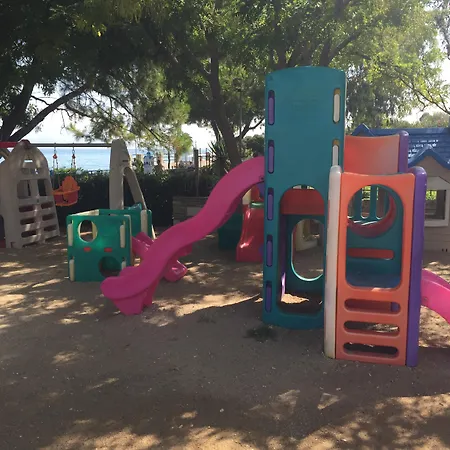 Naias アパートホテル ハニオティス