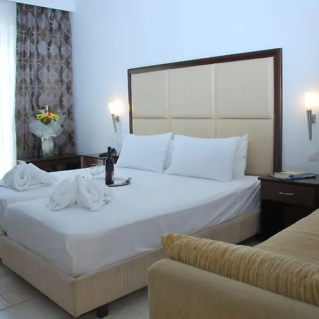 アパートホテル Naias ハニオティス