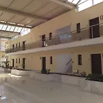 奈尔斯酒店