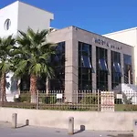 Aparthotel Naias 3*