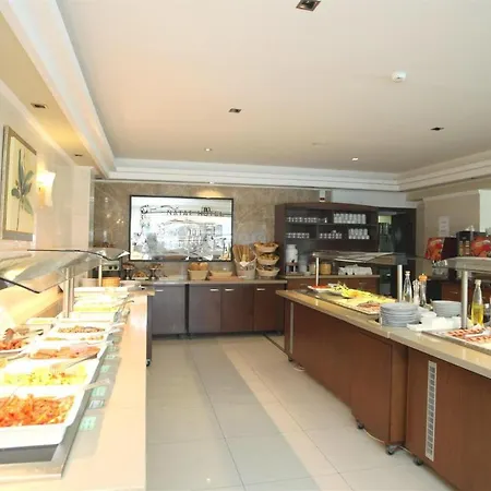 Aparthotel Naias