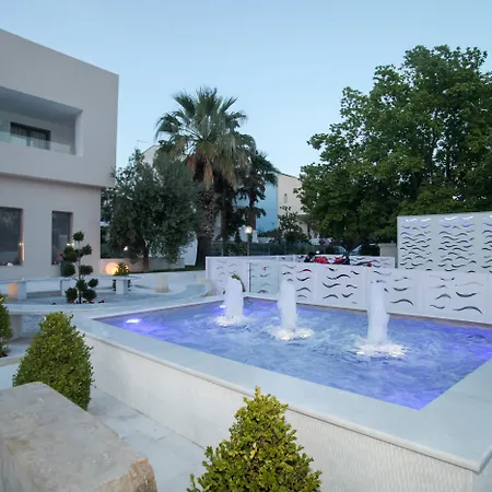 Naias Aparthotel Hanioti