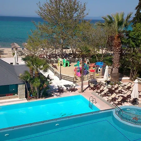 Apart-hotel Naias 3*