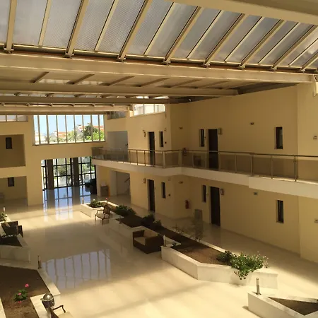 Naias Apart-hotel 3*