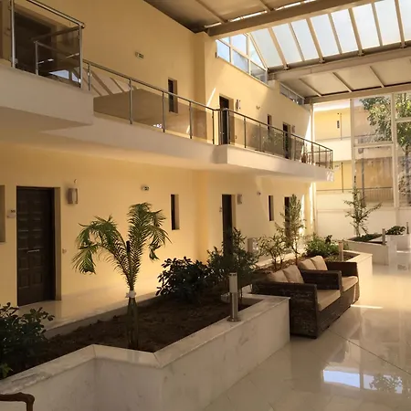 Naias Apart-hotel Chaniotis