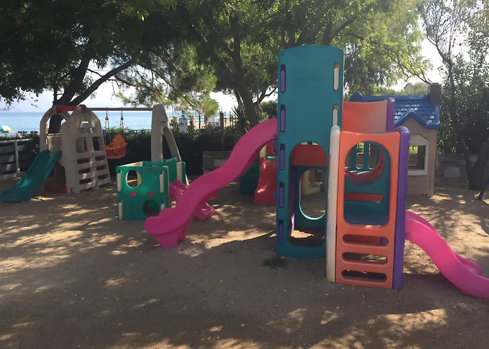 Naias Апарт-отель Ханиоти