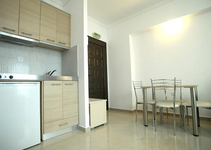 奈尔斯酒店 3* 卡尼奥提