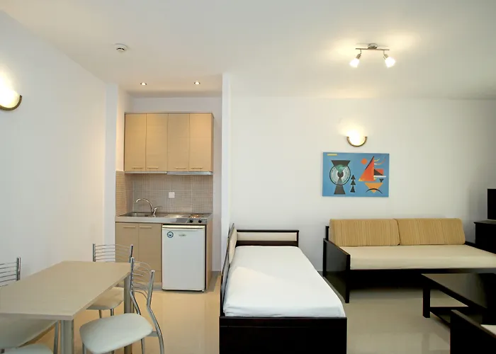 Appart hôtel Naias 3*