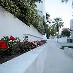 Apartahotel Naias 3*