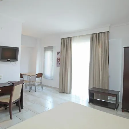 Apartahotel Naias