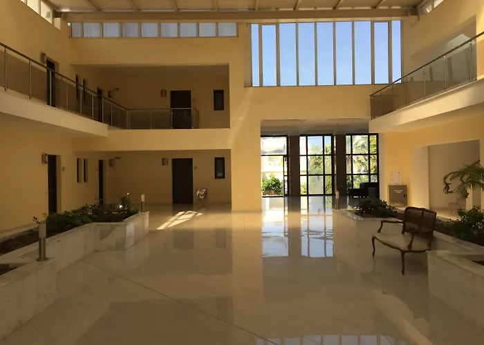 Hotel de apartamente Naias Hanioti