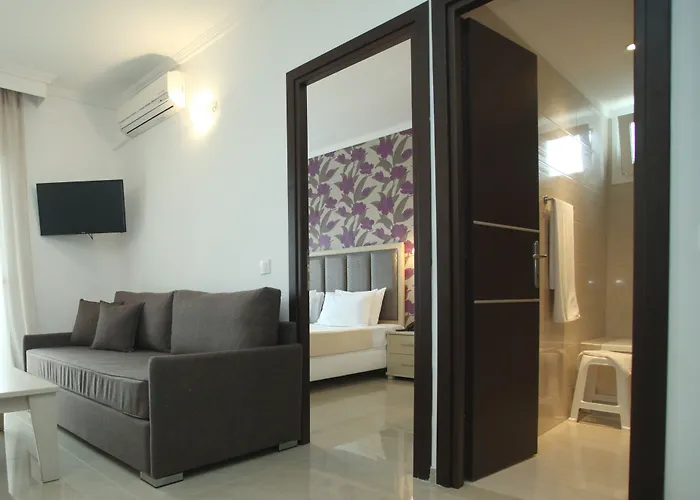 Naias Hotel de apartamente Hanioti